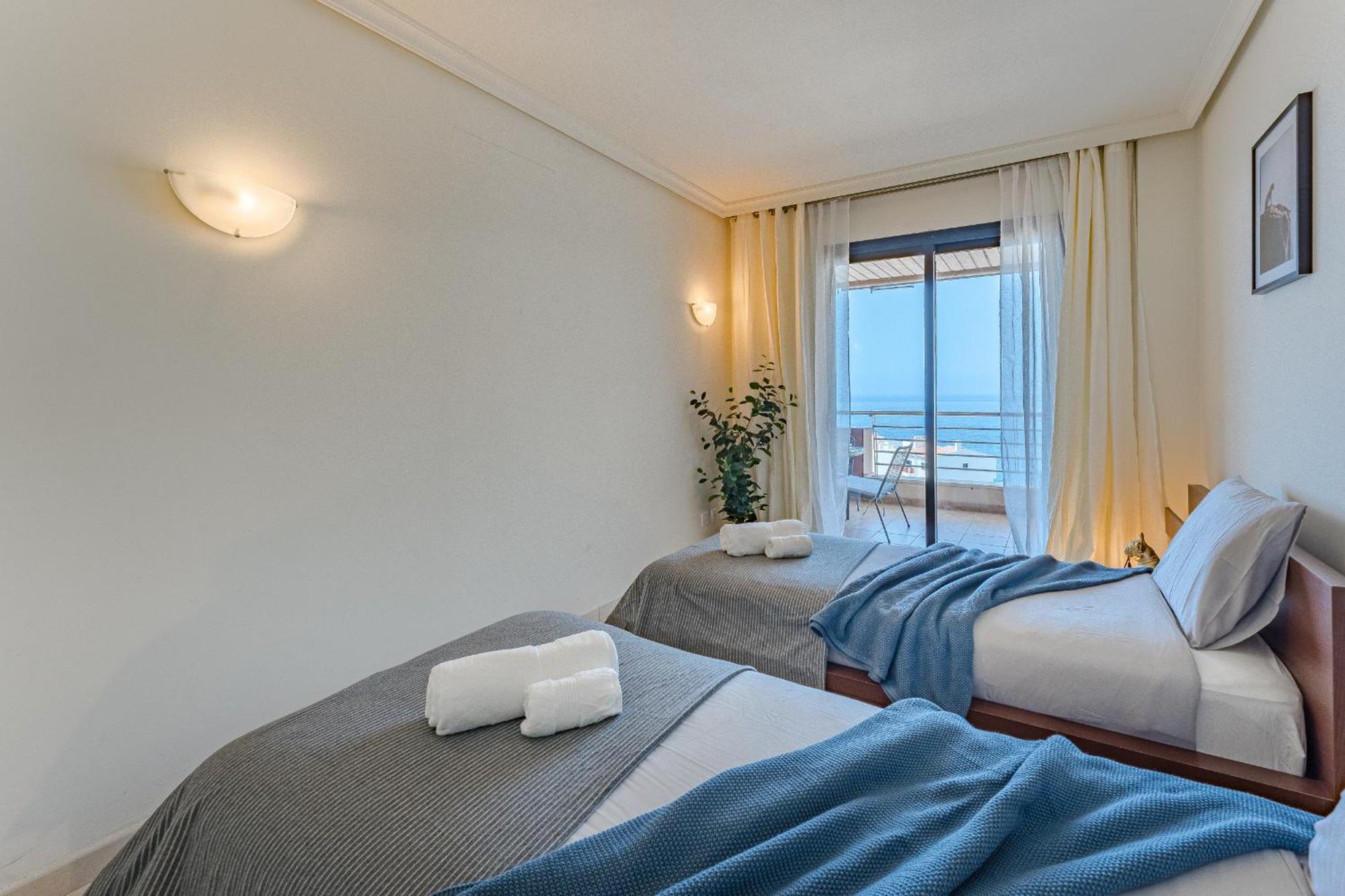 Hermitage Homes Blg Puerto de Santiago  Ngoại thất bức ảnh